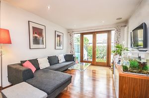 Lounge- click for photo gallery